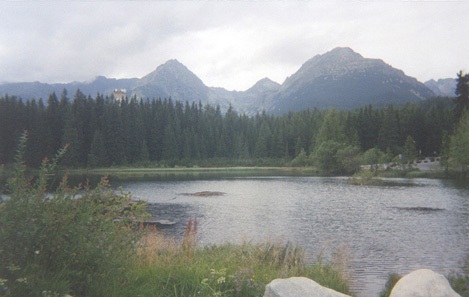 Shtrebske Pleso.jpg (45230 bytes)